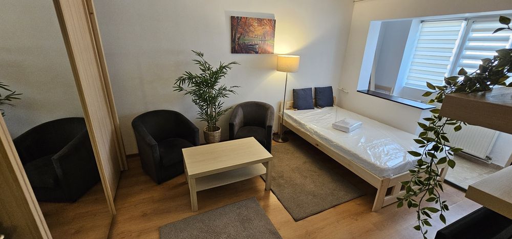 Garsoniera zona Bulevard - Democrației de închiriat