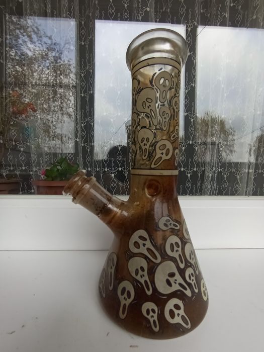 Продам бонг, состояние б/у, с дополнительным оборудованием