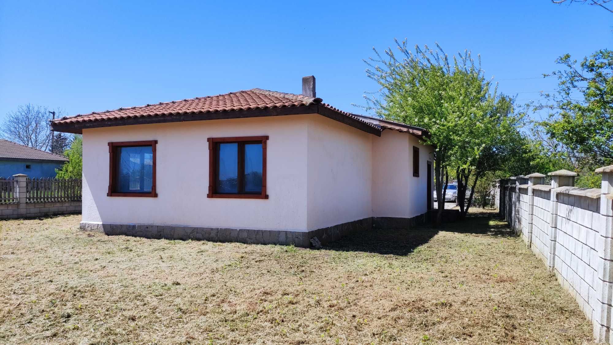Продавам нова къща в село Селце, до Каварна
