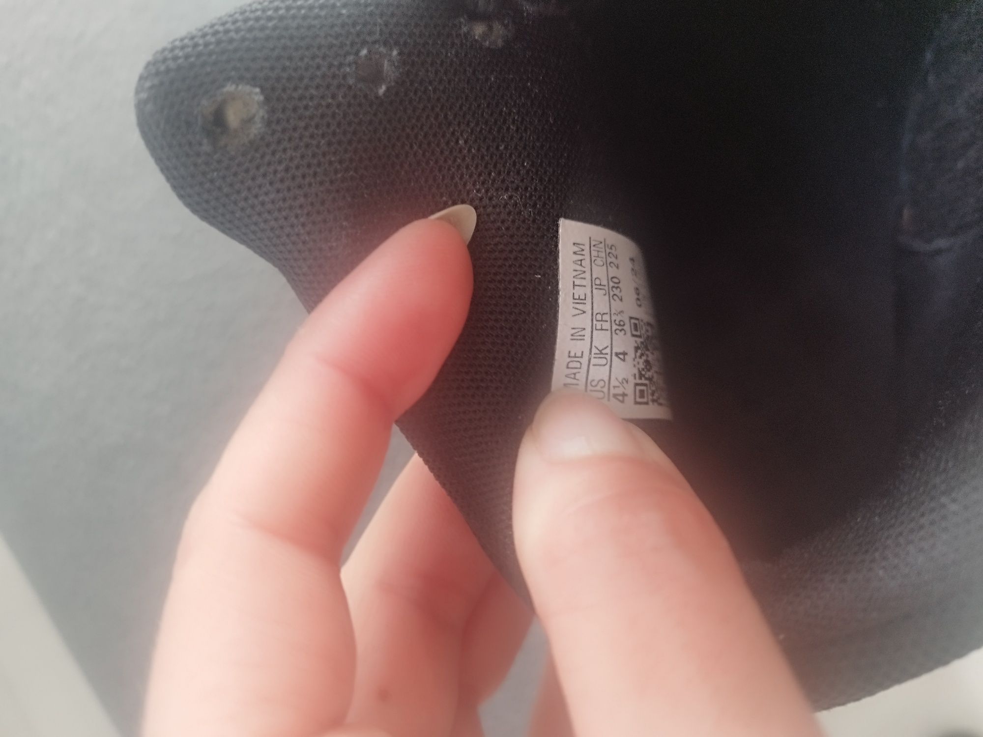 Кецове и стоножки Adidas номер  35 и  1/2