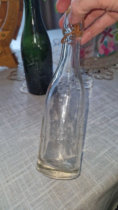 Ретро бирени бутилки