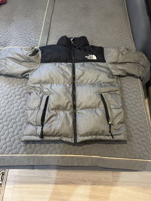Продам пуховик the north face