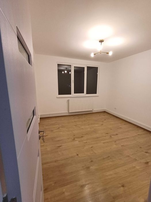 Vand apartament cu 2 camere, Micro 16