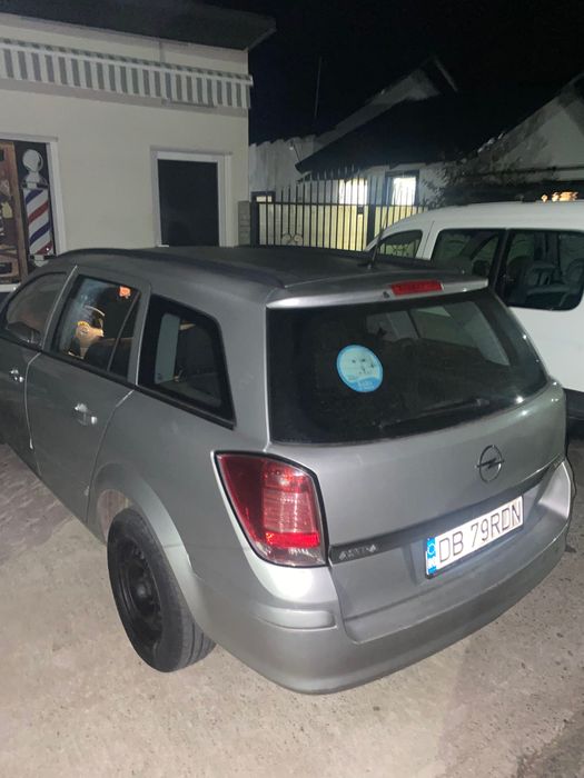 Vând Opel asta H