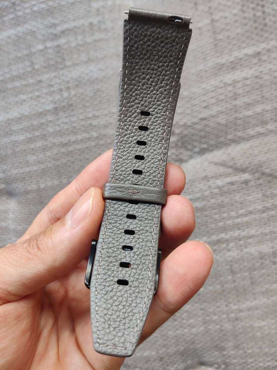 Смарт часовник Huawei Watch GT 2 Pro + оригинална кожена каишка