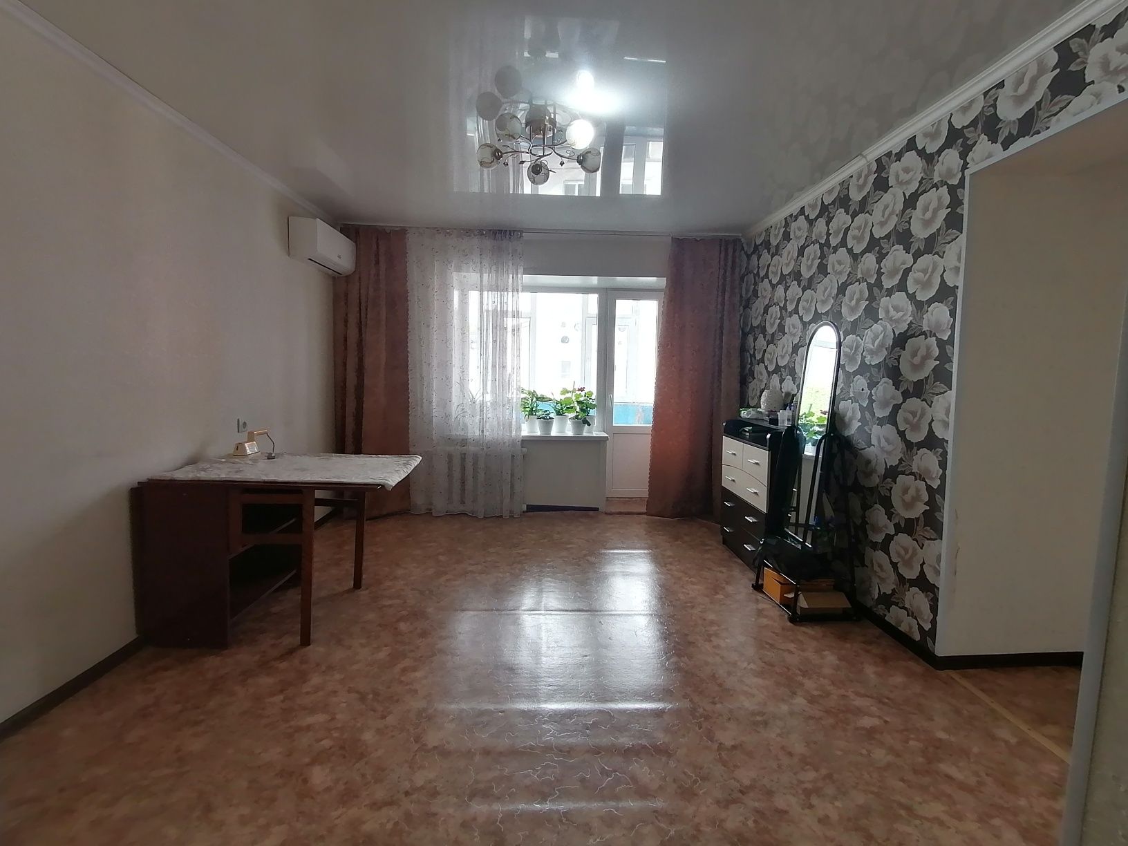. Продам в кирпичном доме  3-х комнатную