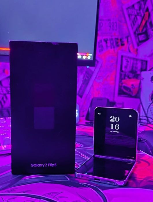 Samsung flip 5 256gb