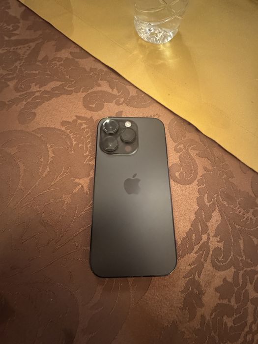 Iphone 14 pro отлично състояние