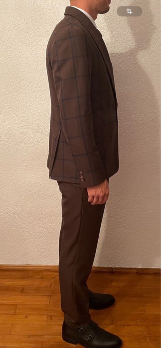 Vand costum de barbati