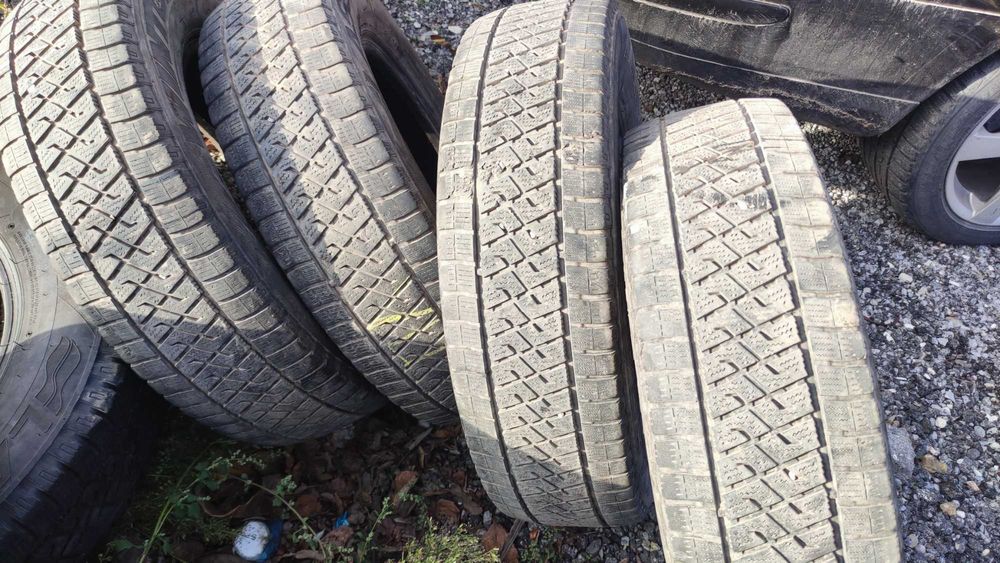 Гуми за бус 205 75 R16C