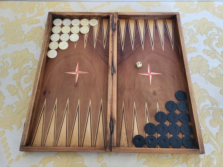 #1 Стар масивен дървен шах от най-големите