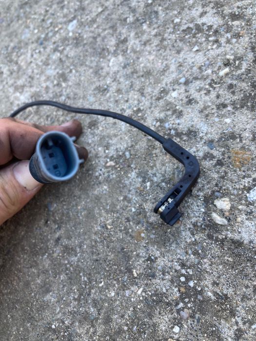 Заден десен датчик за накладки  БМВ Х5 Е70