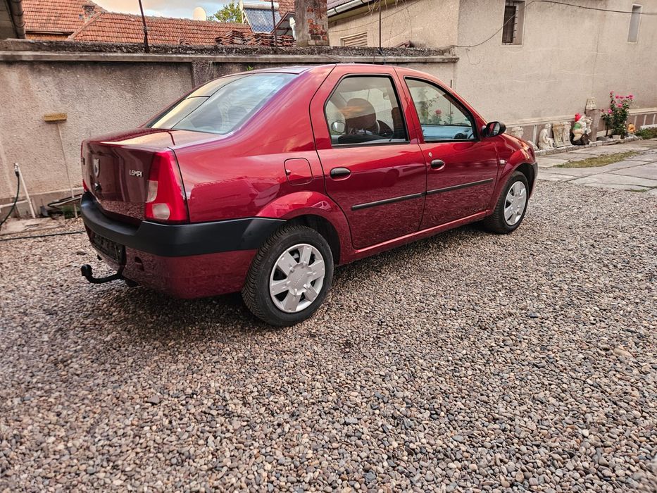 Dacia Logan 2008 limuzina 1.6 mpi special laureate Climă