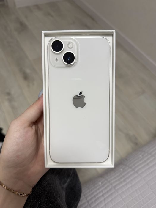 Продам Айфон 14