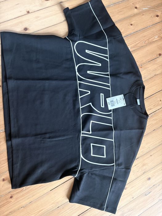 чисто нова тениска от pull and bear