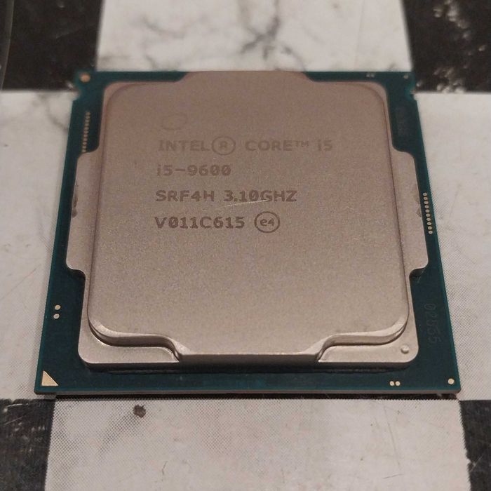 Процессор i5 9600. Сокет LGA 1151 v2. Старший брат i5 9400 и i5 9500.