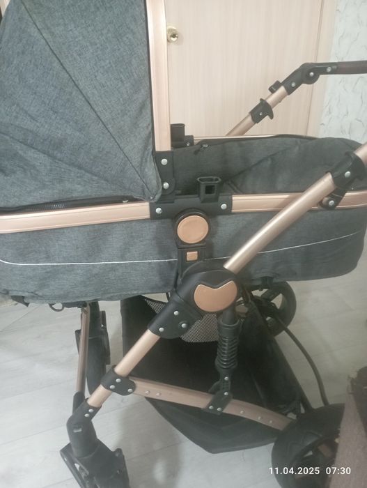 СРоЧНО Продам коляску в хорошем состоянии