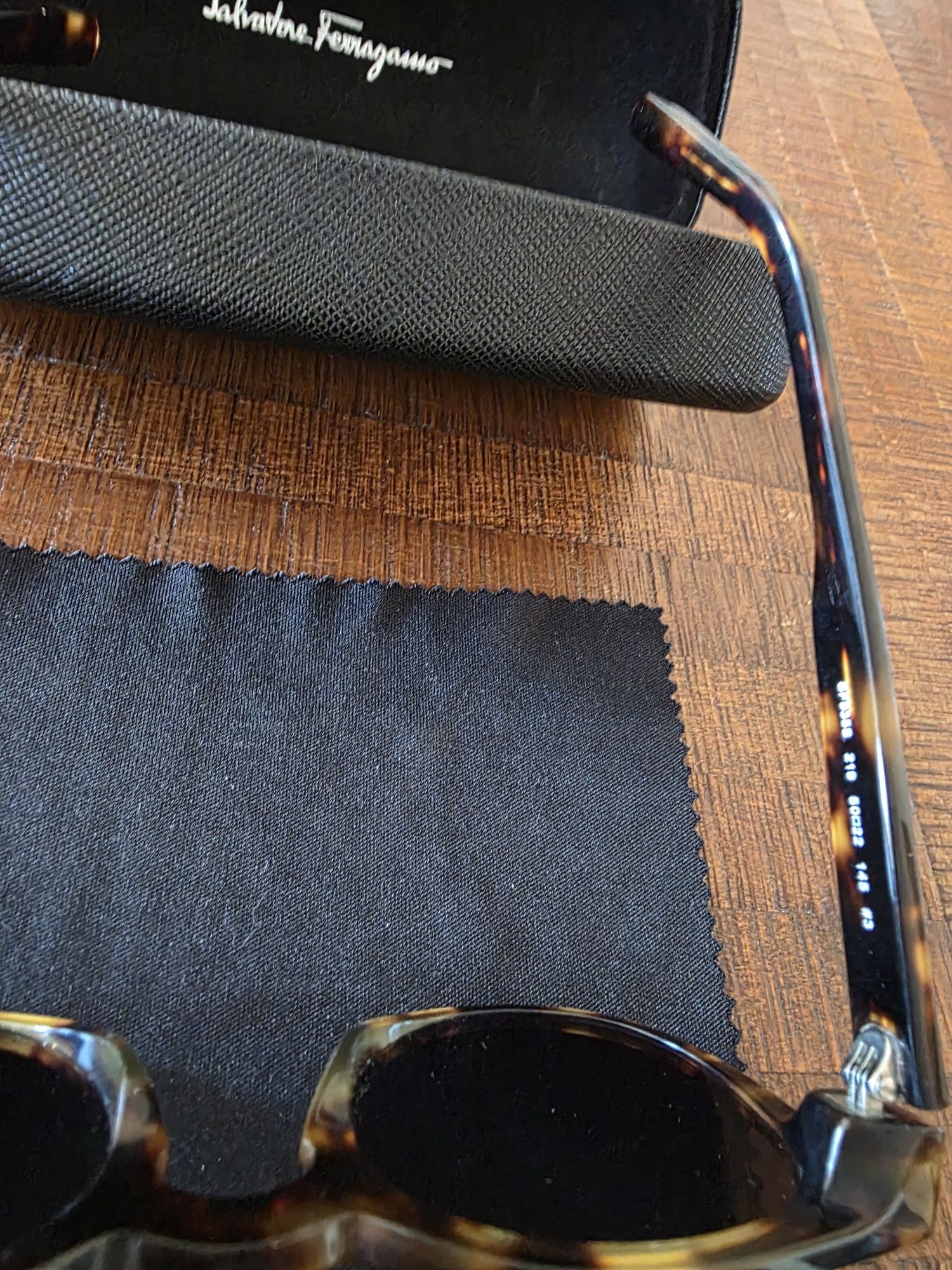 Ochelari de soare Salvatore Ferragamo