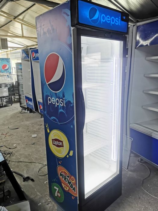 Vitrina frigorifica verticala 200cm inaltime 67cm latime