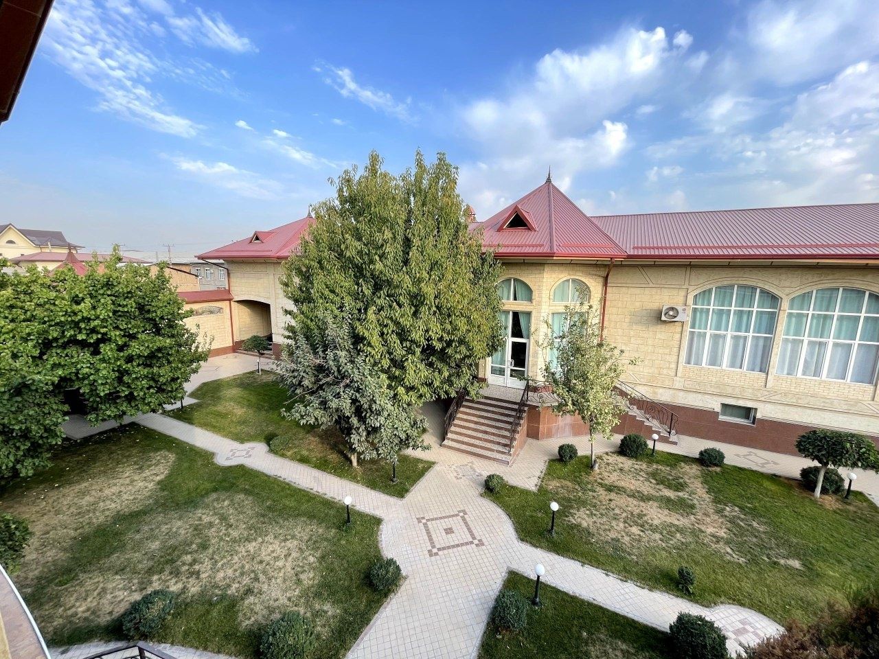 Продаётся Шикарные 2 Дома. 16 соток!  Сергели.
