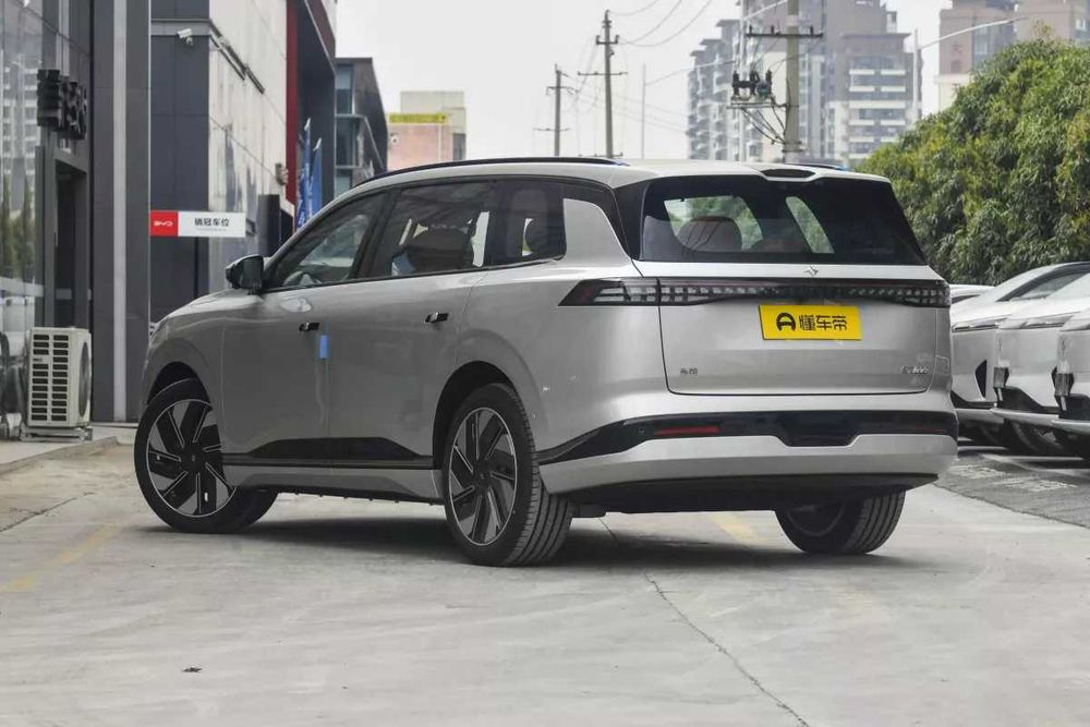 Dongfeng ep 008 гибрид и электро только по заказу в краткие сроки