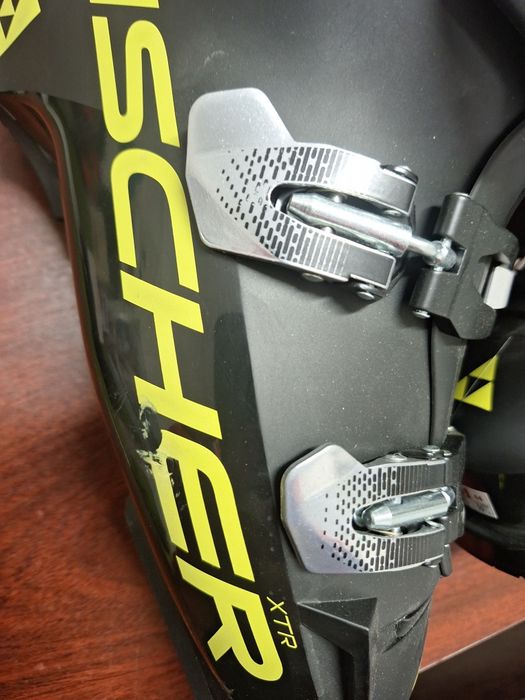 Clăpari Fisher mărimea 44 noi