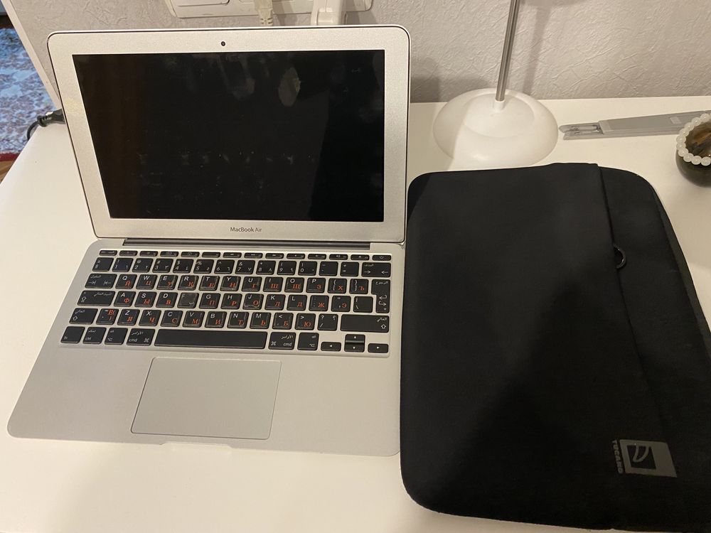 Macbook Air 11 64GB