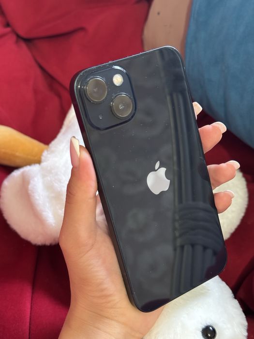 Продам Айфон 13 256 гб синий