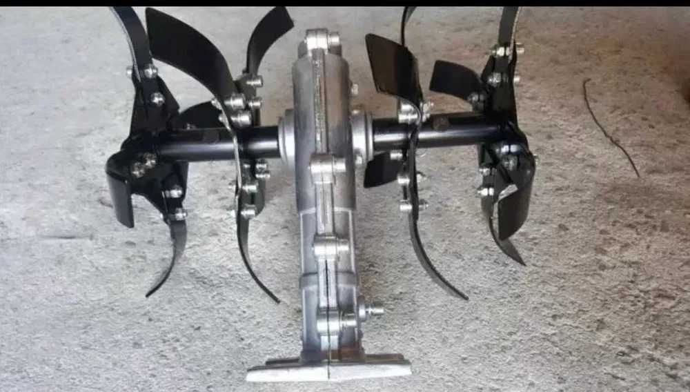 Чисто нова Фреза за храсторез 7 и 9 шлици , бензинов тример