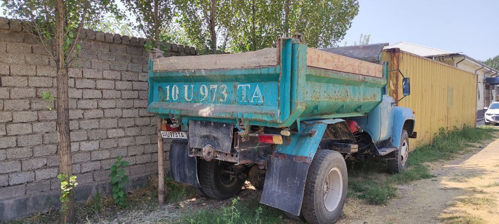 Zil sotiladi yahshi holatda