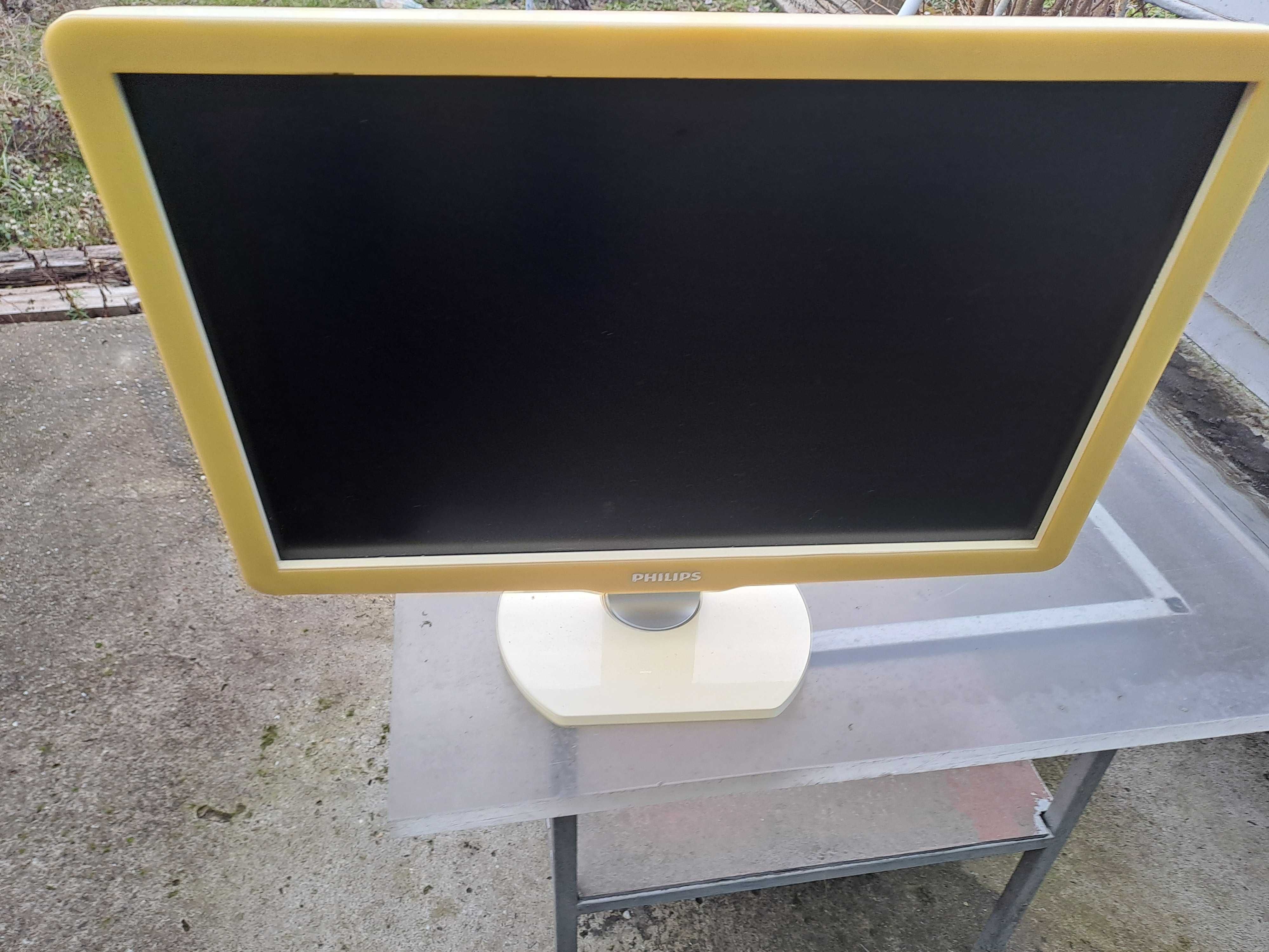 Монитор Philips 19"