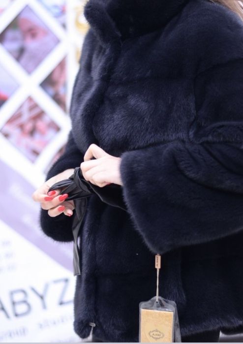 Продам норкувую шубу