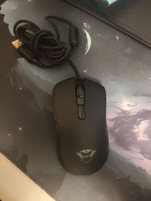 Mouse trust gtx 930 Jacx
