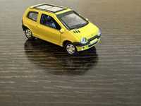 Machete auto Renault Twingo Cararama 1:72