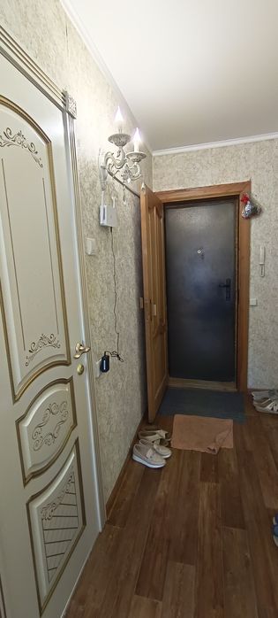 Продам 2-х комн квартиру н/п