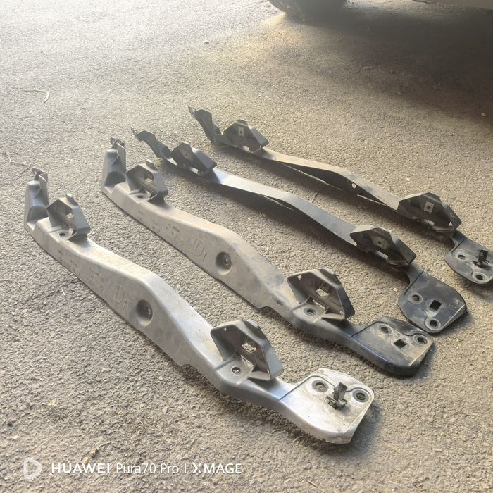 Suporti aripi balamale capota Renault Laguna 3