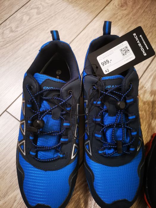 Adidasi impermeabili pentru drumeții Endurance