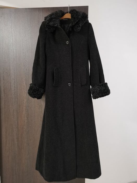 Haina lunga cu gluga