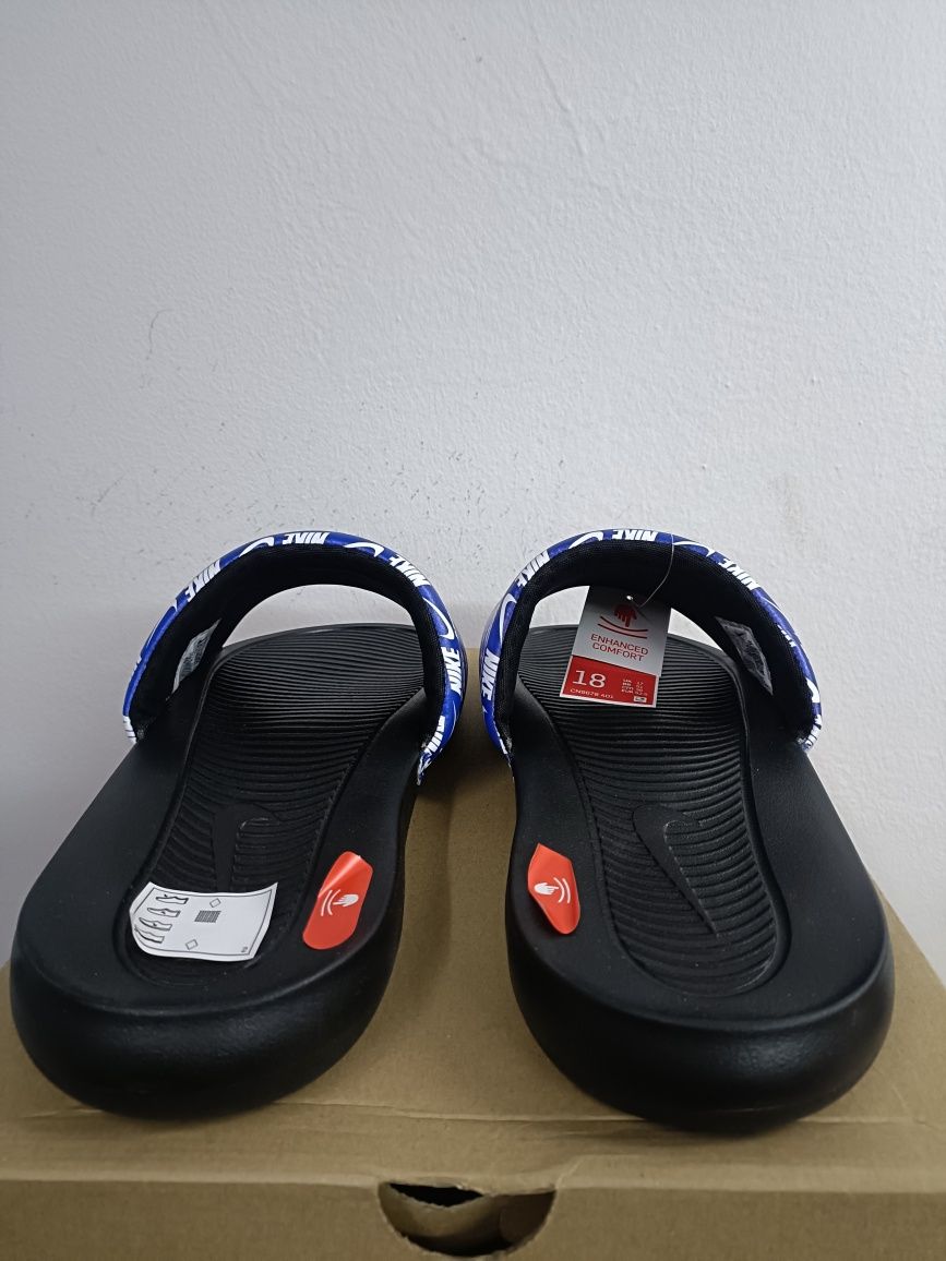 Чехли Nike номер 52.5 код 50A