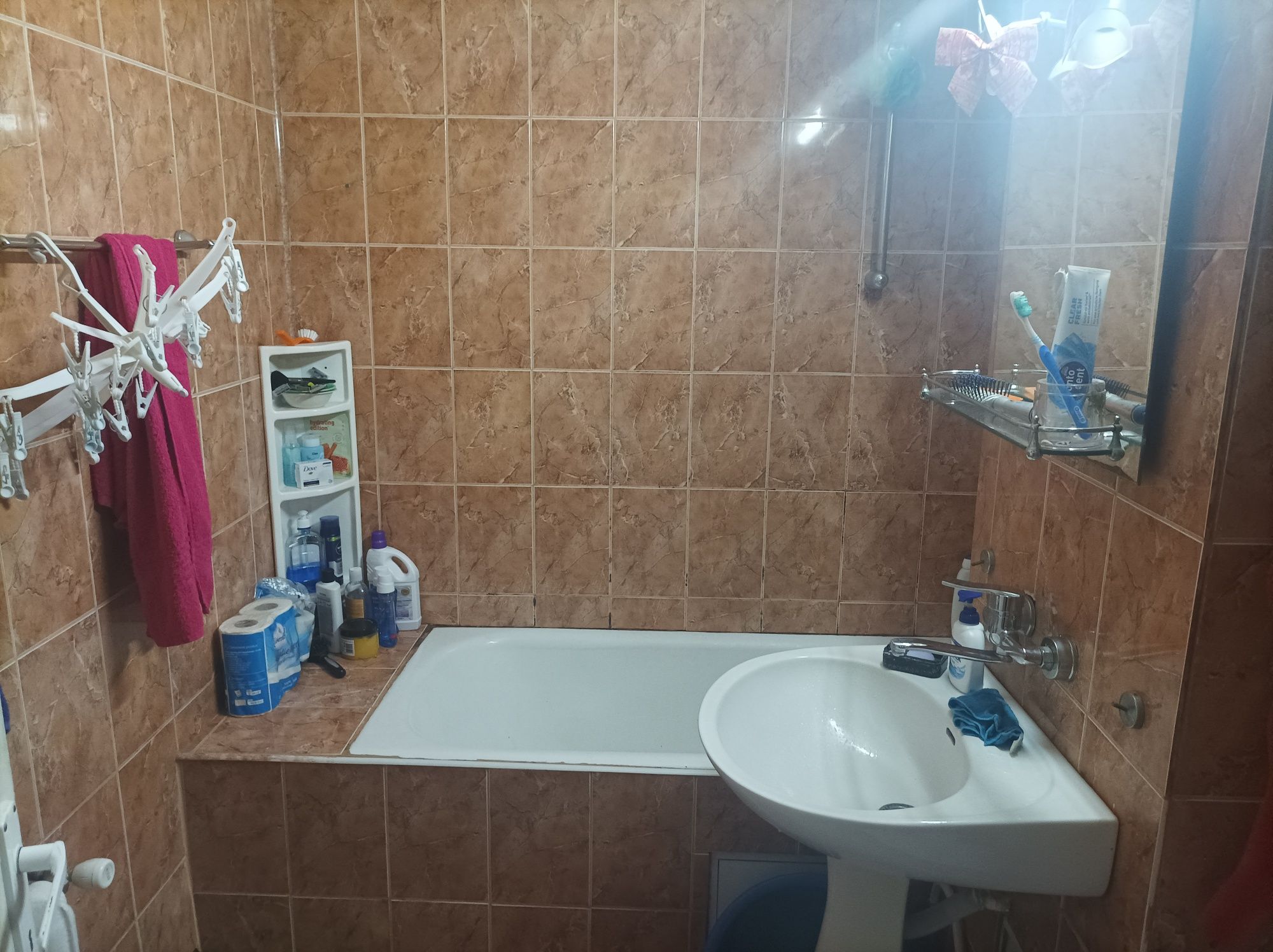 Persoana fizica vând apartamen 2 camere zona islazului