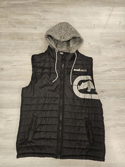 Vesta Ecko Unltd size M (cu gluca)