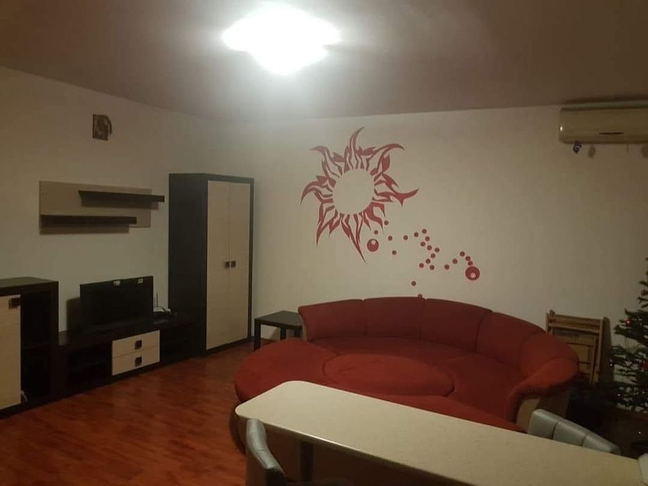 Închiriez apartament cu doua camere