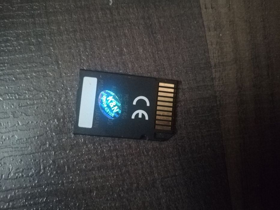 Оригинал psp memory card 4 gb с играми