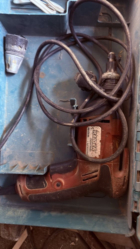 кабелен винтоверт Raider RD-ES46, 520W