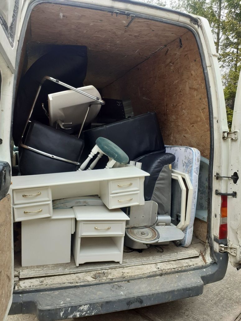 Debarasam mobila veche, apartamente, beciuri poduri,moloz