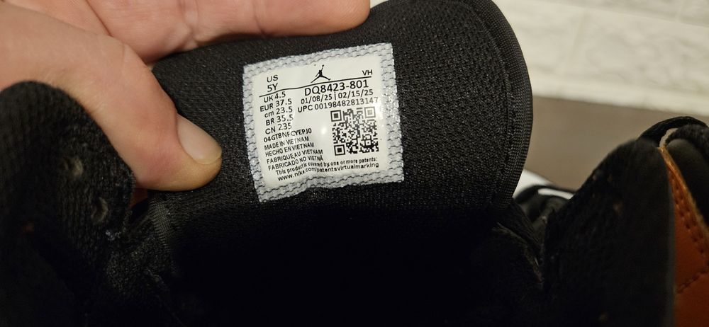 Air Jordan 1, marime 37.5