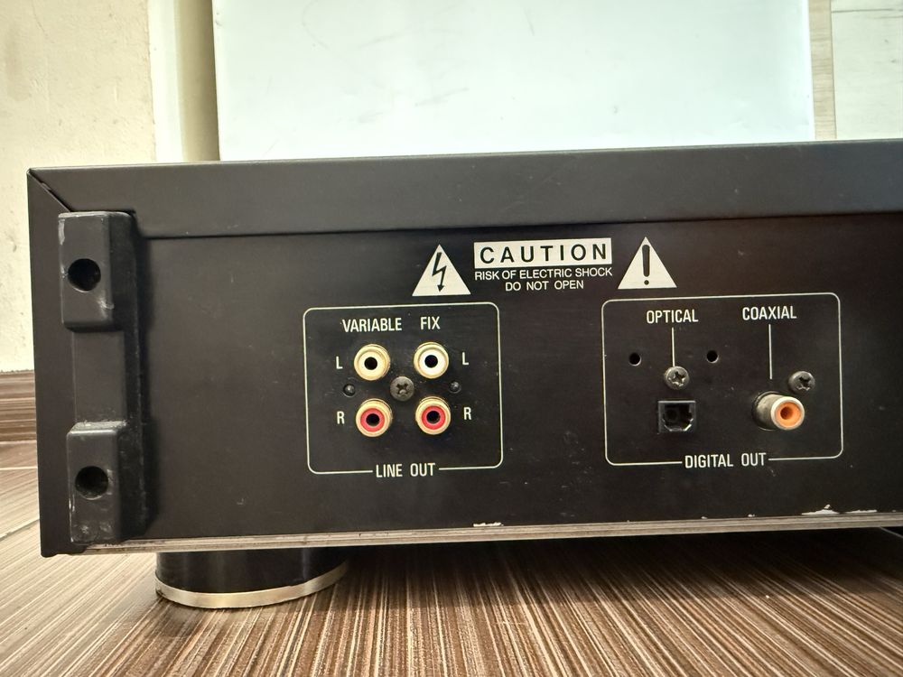 Denon DCD-2560 качествен Player