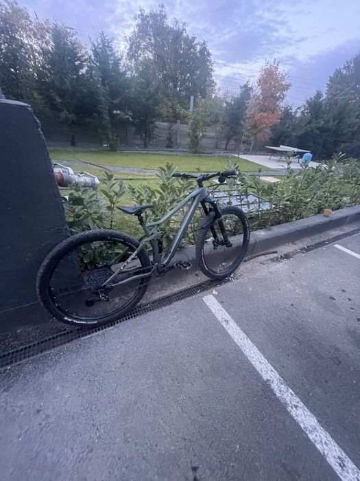 Bicicleta full suspension cube 122