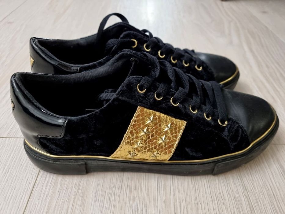 Adidasi Guess originali noi + balerini burberry originali