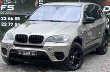 Vand BMW X5 3.0D XDrive 4x4 2012 stare foarte buna urgent